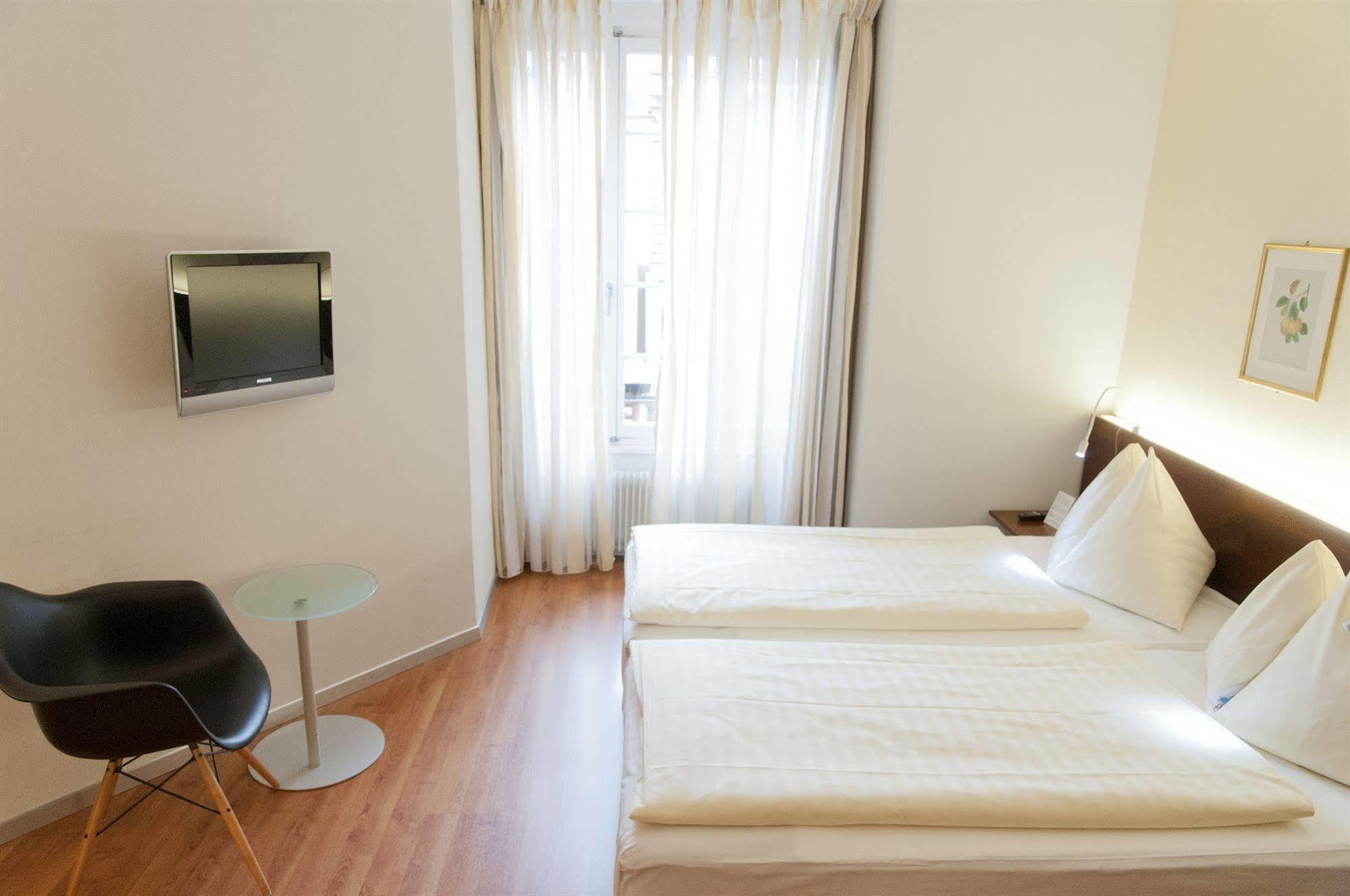 Goldener Schluessel Hotell Bern Exteriör bild